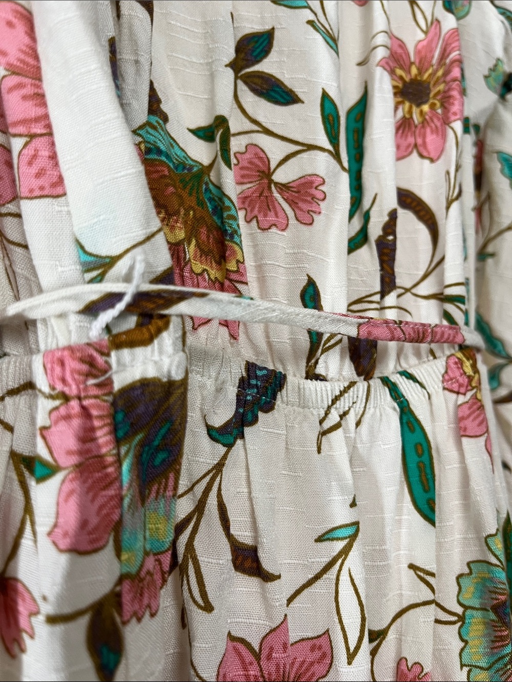 Hurley White Floral Tie-Waist Dress with Puff Sleeves - Picture 8 of 15
